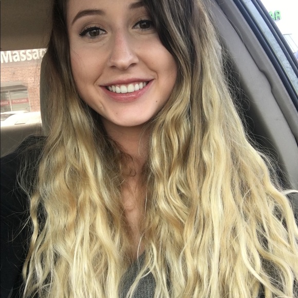 Meet your Posher, Madison - Picture 4 of 4